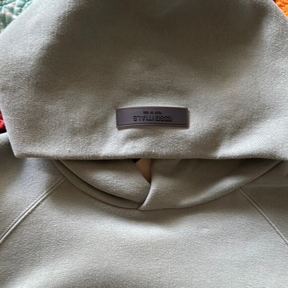 Fear of God Essentials Sage Hoodie - Mens M - Picture 5 of 6